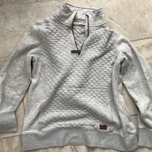 L.L.Bean women’s half zip-up quilted sweatshirt Med